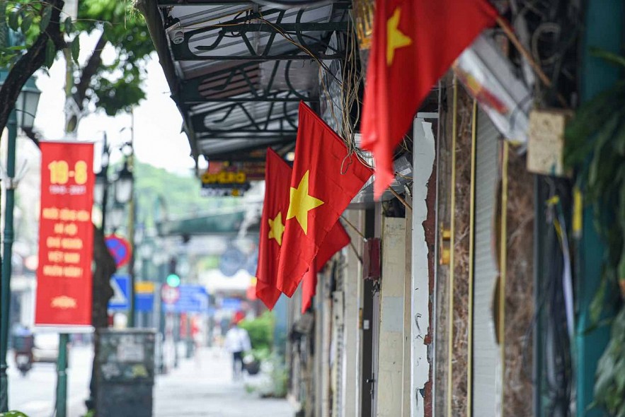 In Photos: Peaceful Hanoi that Everyone Misses Amid Social Distancing