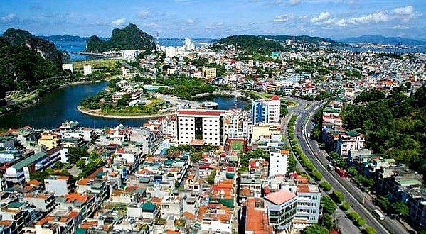 Ha Long city in the northern province of Quang Ninh. Photo: VNA Ha Long city in the northern province of Quang Ninh. Photo: VNA
