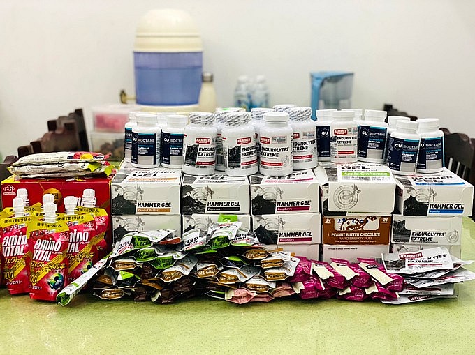Hanoi Runner Community's Anti-burnout Initiative for Doctors Hanoi's Running Community Donates Supplies to Doctors