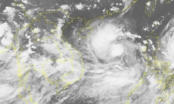 Satellite image of storm Conson on the South China Sea, September 9, 2021. Photo: National Center for Hydro-meteorological Forecasting Satellite image of storm Conson on the South China Sea, September 9, 2021. Photo: National Center for Hydro-meteorological Forecasting