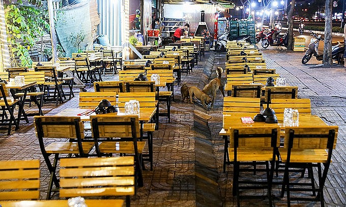Restaurants in HCMC have not been allowed on-site dining since May 25, 2021. Photo: VnExpress Restaurants in HCMC have not been allowed on-site dining since May 25, 2021. Photo: VnExpress