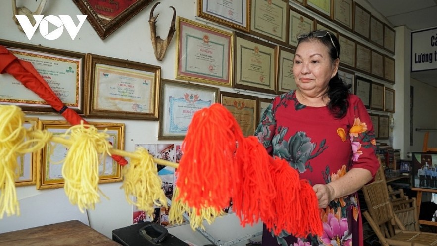 Preserving Vietnamese Reformed Theater Through Memorabilia Vietnamese Theater: Meet Cai Luong's Power Couple