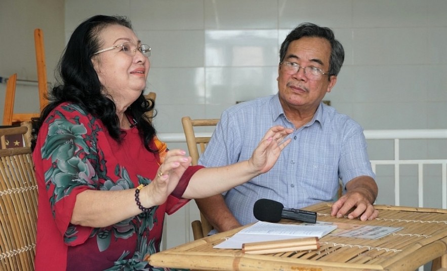Preserving Vietnamese Reformed Theater Through Memorabilia Vietnamese Theater: Meet Cai Luong's Power Couple