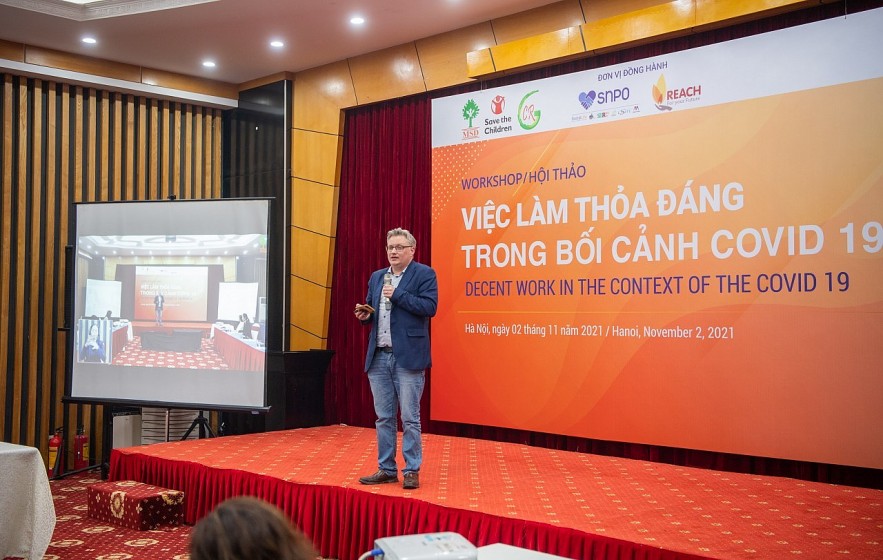 Strengthening Enforcement of Children's Rights in Business Activities Strengthening Enforcement of Vietnam's Child Labour Laws