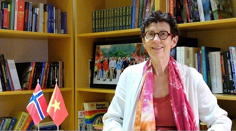 Vietnam - Responsible International Partner in Covid-19's Fight Vietnam: A Responsible Partner in the Fight Against Covid-19