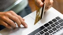 ha noi encourages cashless payment e commerce