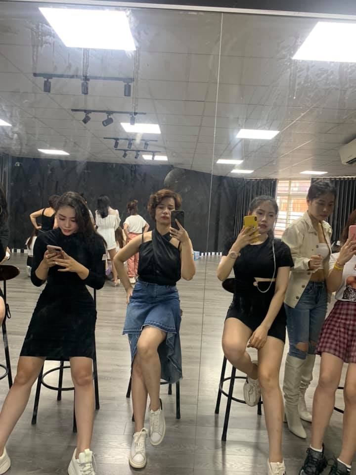 Instagram-ready: Vietnamese influencer teaches art of posing Instagram ready: Vietnamese influencer teaches art of posing