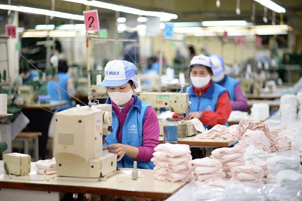 Made-in-Vietnam face masks exported to US, EU made in vietnam face masks exported to us eu