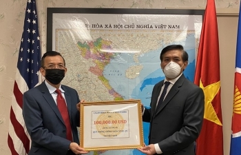 first in history a direct vietnamese carrier flight arrives in us