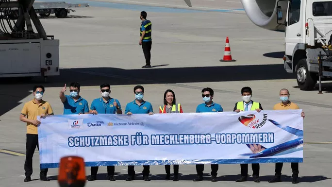 Millions of made-in-Vietnam face masks arrive in Germany millions of made in vietnam face masks arrive in germany