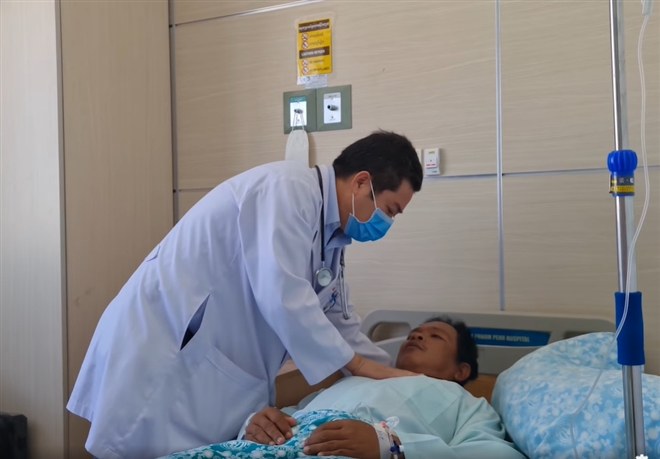 Vietnamese doctors with great dedication in Covid-19 hotspot Phnom Penh Vietnamese doctors with great dedication in Covid-19 hotspot Phnom Penh