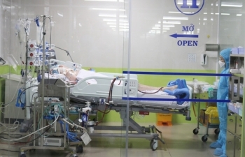 critical ill british pilot has positive signs of recovery