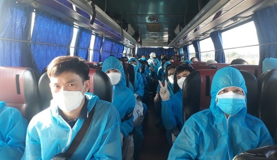 340 Vietnamese citizens repatriated from Republic of Korea 340 vietnamese citizens repatriated from republic of korea