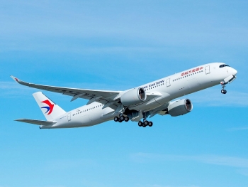 trump administration to suspend flights from chinese airlines to us