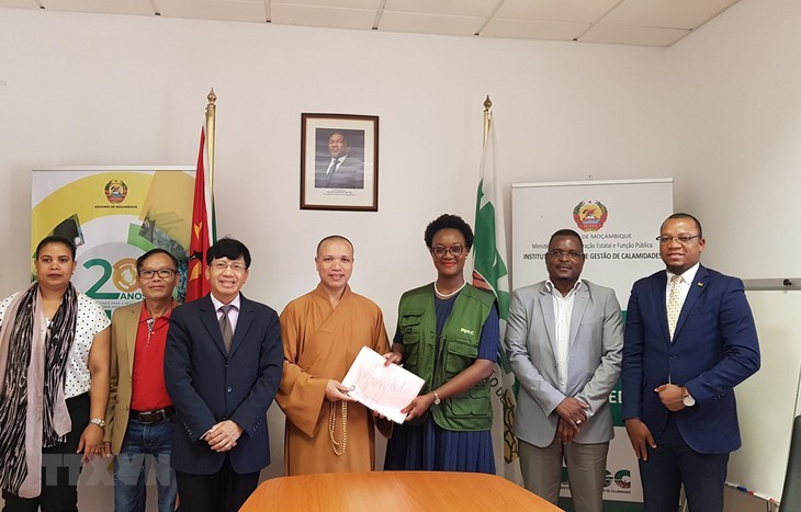 Vietnamese Buddhists present 100 tons of rice to Mozambique storm victims vietnamese buddhists present 100 tons of rice to mozambique storm victims