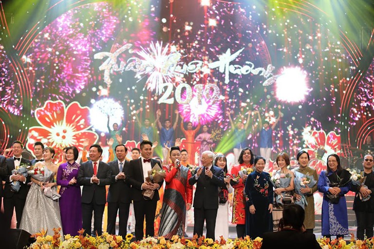 Homeland Spring 2020 to greet overseas Vietnamese homeland spring 2020 to greet overseas vietnamese