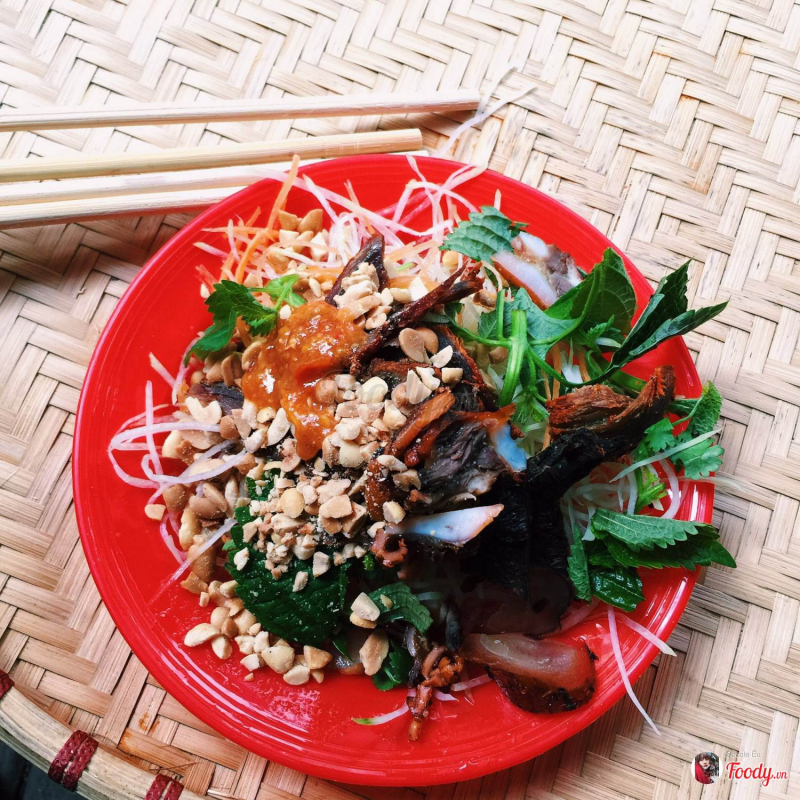 List of Hanoi street food: Salty or sweet? List of Hanoi street food: Salty or sweet?
