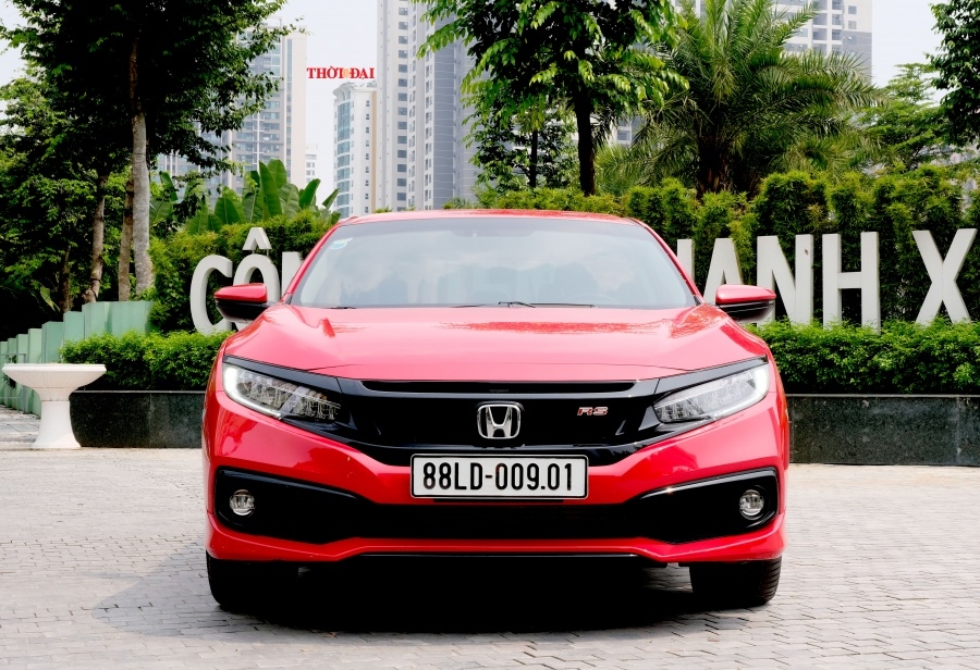 honda civic bat ngo giam toi 60 trieu dong ngay sat tet 2020