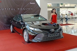 toyota va lexus trieu hoi hang loat xe do loi bom nhien lieu