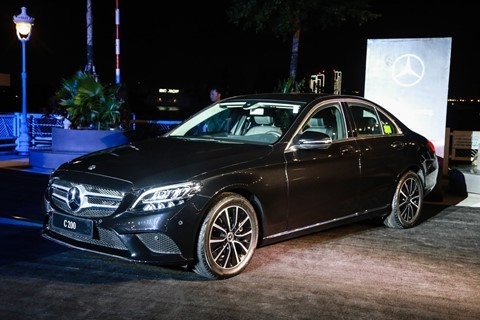 Giá xe ô tô Mercedes mới nhất tháng 2/2020: GLC 300 là mẫu xe đáng chú ý nhất gia xe o to mercedes moi nhat thang 22020