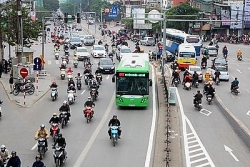 muc phat loi xe khong guong chieu hau moi nhat nam 2020