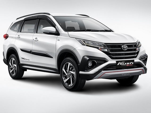 Hàng loạt mẫu xe giảm giá sâu: Cao nhất tới 300 triệu hang loat mau xe giam gia sau cao nhat toi 300 trieu
