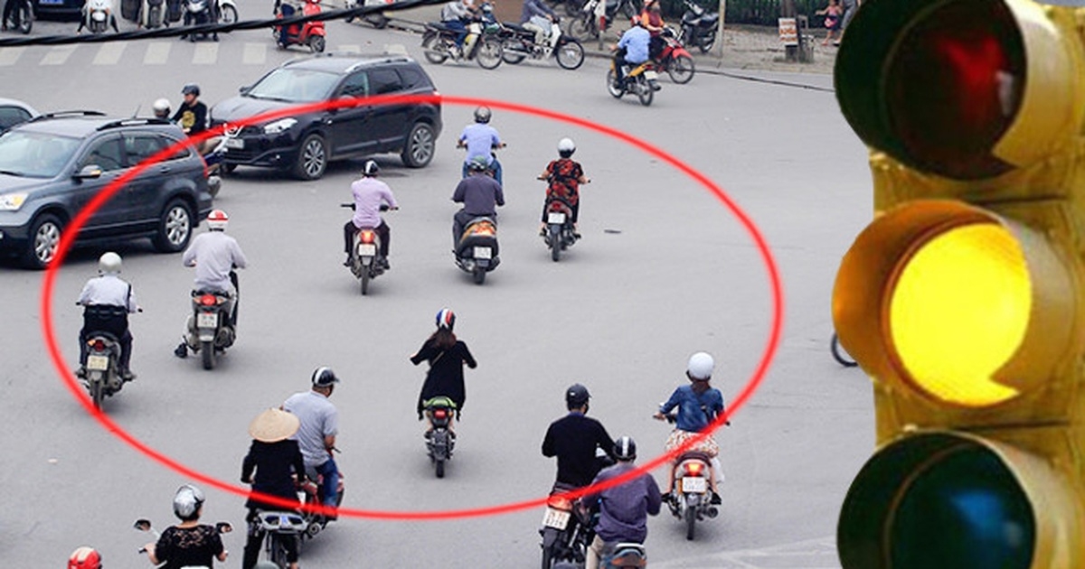 Mức xử phạt xe vượt đèn vàng mới nhất năm 2020 muc xu phat xe vuot den vang moi nhat nam 2020