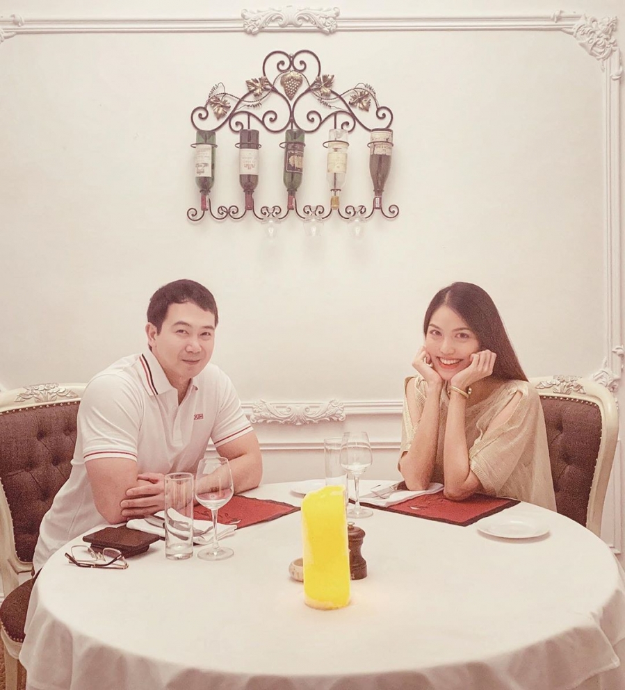 Tin giải trí sao Việt hôm nay (18/9): Lộ ảnh cưới của Á hậu Phương Nga và bạn trai tin giai tri sao viet hom nay 189 lo anh cuoi cua a hau phuong nga va ban trai