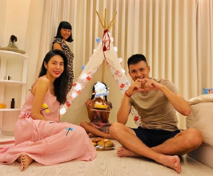 Tin giải trí sao Việt hôm nay (19/9): Quỳnh Nga dính nghi vấn phẫu thuật thẩm mỹ tin giai tri sao viet hom nay 199 quynh nga dinh nghi van phau thuat tham my