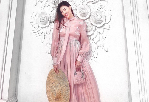 tin giai tri sao viet hom nay 309 cuong do la lan dau cham mat kim ly