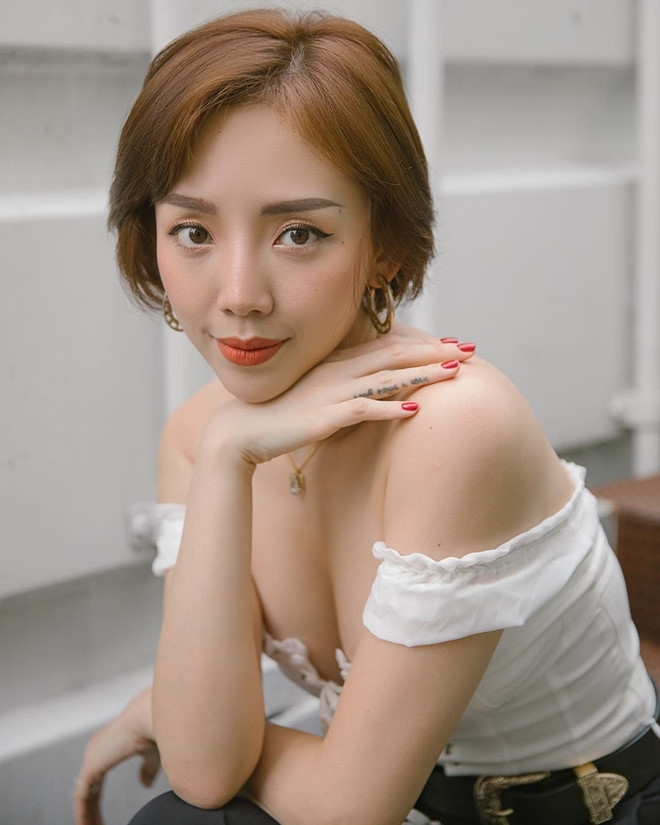 Tin giải trí sao Việt hôm nay (13/10): Mai Phương Thúy hội ngộ Ngọc Hân, Ngọc Trinh lại phát ngôn gây sốc tin giai tri sao viet hom nay 1310 mai phuong thuy hoi ngo ngoc han ngoc trinh lai phat ngon gay soc