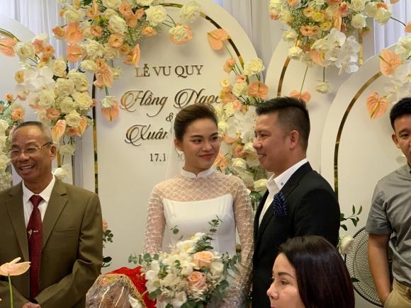 Tin giải trí sao Việt hôm nay (18/10): Lưu Đê Ly dính tin đồn mang bầu lần hai, Văn Mai Hương sẽ cưới Bùi Anh Tuấn? tin giai tri sao viet hom nay 1810 luu de ly dinh tin don mang bau lan hai van mai huong se cuoi bui anh tuan