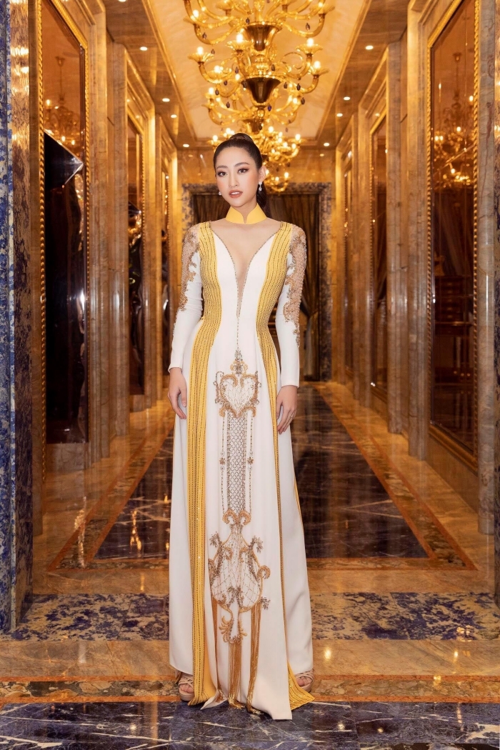 Bản tin Hoa hậu ngày 20/10: Tiểu Vy khoe sắc trên đường phố Hàn Quốc, H'Hen Niê không thể sang Mỹ ban tin hoa hau ngay 2010 tieu vy khoe sac tren duong pho han quoc hoang thuy chot ngay sang my thi hoa hau hoan vu