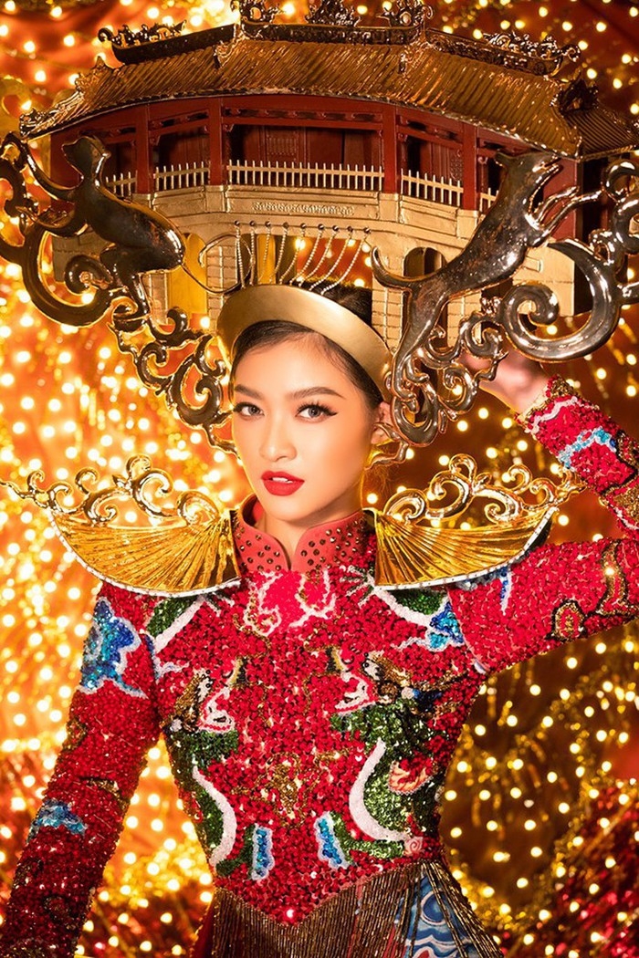 Bản tin Hoa hậu ngày 22/10: H'Hen Niê so tài catwalk với người đẹp Thái Lan ban tin hoa hau ngay 2210 hhen nie so tai catwalk voi nguoi dep thai lan