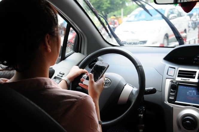 Những lưu ý phụ nữ cần tránh để lái xe an toàn nhung luu y phu nu can tranh de lai xe an toan