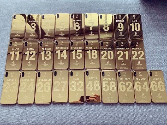 iPhone 11 Pro Max bản Giáng Sinh giá 3 tỷ đồng có gì đặc biệt? iphone 11 pro max ban giang sinh co gi dac biet