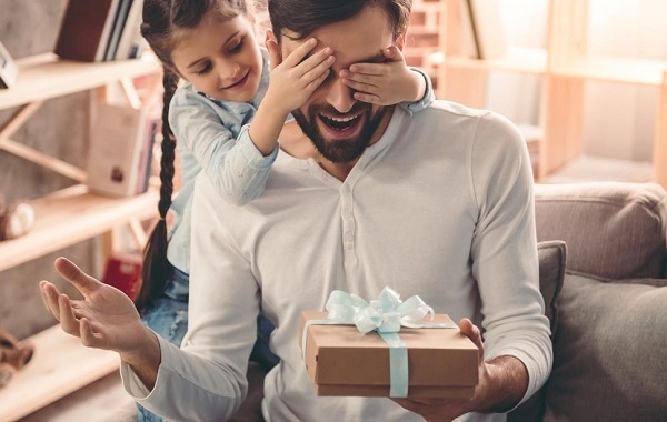 Gợi ý những món quà sinh nhật tặng bố ý nghĩa nhất Gợi ý những món quà sinh nhật tặng bố ý nghĩa nhất