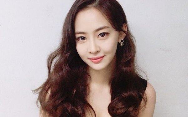 Tử vi hôm nay 29/1: Con giáp nào đón nhận luồng gió mới trong tình cảm?
