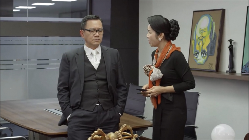 Hướng dương ngược nắng - Tập 7 phần 2 (tối 22/1): Kiên “lật bài” hôn Minh trước mặt Châu Hướng dương ngược nắng - Tập 7 phần 2 (tối 22/1): Kiên “lật bài” hôn Minh trước mặt Châu