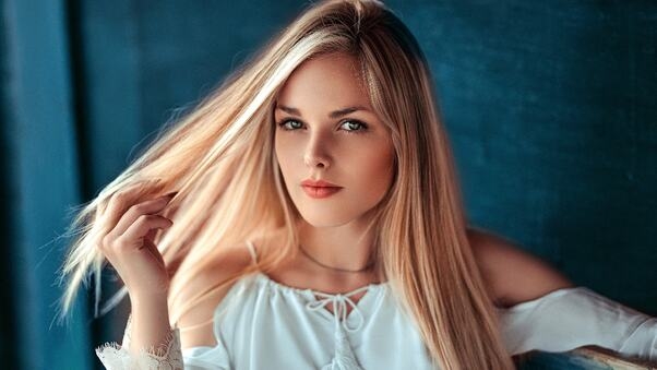 undefined 5611 blonde cute girl pg