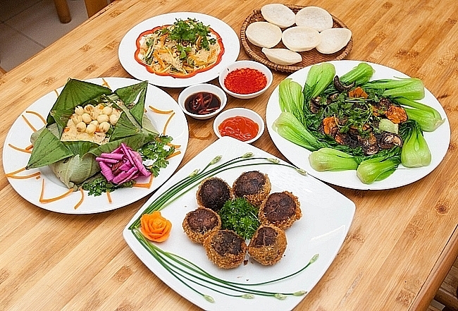 undefined 2200 1342 4520 nha hang chay huong sen set menu chay dac biet danh cho 2 nguoi 1