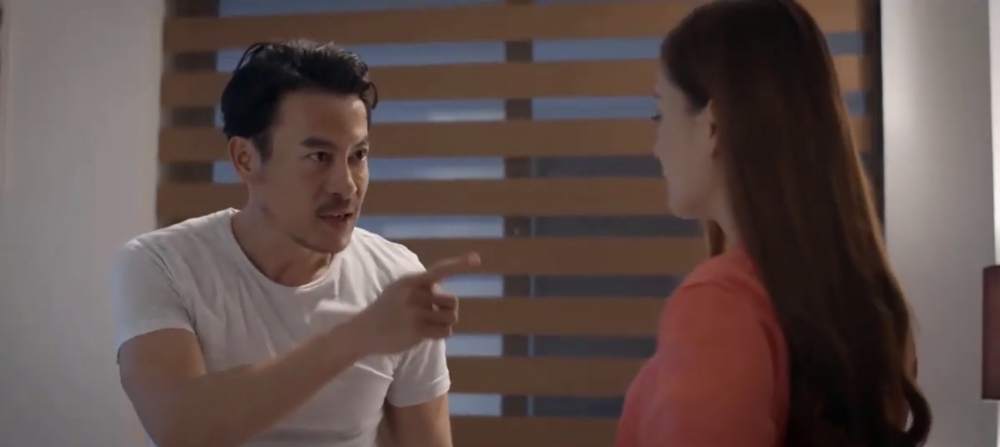 Trói buộc yêu thương - Tập 8 (tối 6/10): Bị ép vào đường cùng Phương tìm đến nhà bà Lan đòi công bằng Trói buộc yêu thương - Tập 8 (tối 6/10): Bị ép vào đường cùng Phương tìm đến nhà bà Lan đòi công bằng