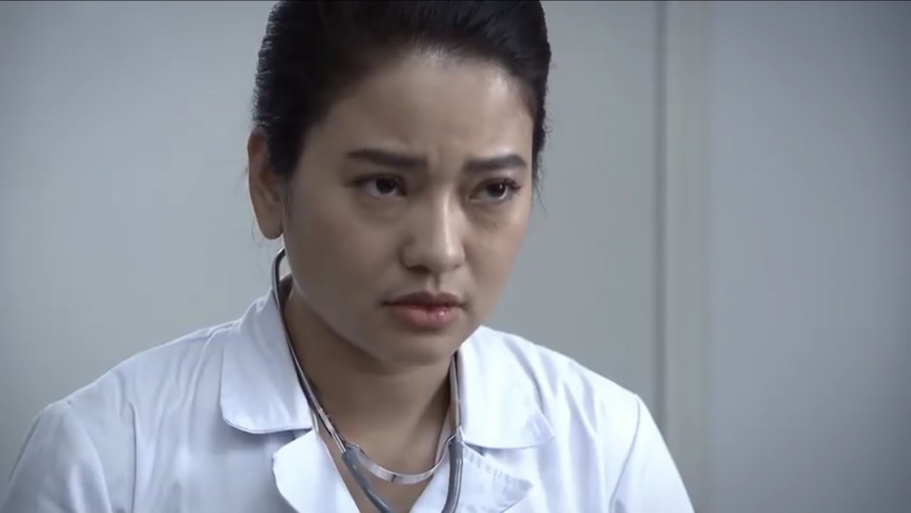 Lửa ấm - Tập 6 (tối 8/10): Quang đánh bạn, bà Mai yêu cầu vợ chồng Minh tìm bác sĩ tâm lý cho cháu nội Lửa ấm - Tập 6 (tối 8/10): Quang đánh bạn, bà Mai yêu cầu vợ chồng Minh tìm bác sĩ tâm lý cho cháu nội