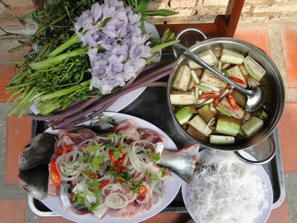 Ăn gì khi đến vùng đất sông nước Đồng Tháp? Ăn gì khi đến vùng đất sông nước Đồng Tháp?