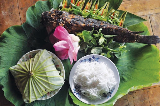 Ăn gì khi đến vùng đất sông nước Đồng Tháp? Ăn gì khi đến vùng đất sông nước Đồng Tháp?