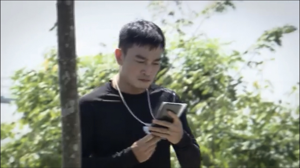 Lửa ấm - Tập 14 (tối 20/10): Minh cứu người yêu cũ, Thủy bị xã hội đen tấn công Lửa ấm - Tập 14 (tối 20/10): Minh cứu người yêu cũ, Thủy bị xã hội đen tấn công