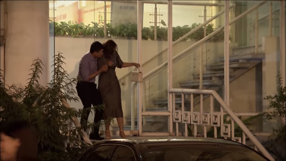 Lửa ấm - Tập 26 (tối 5/11): Thủy bắt tận tay Minh hẹn hò với Ngọc Lửa ấm - Tập 26 (tối 5/11): Thủy bắt tận tay Minh hẹn hò với Ngọc