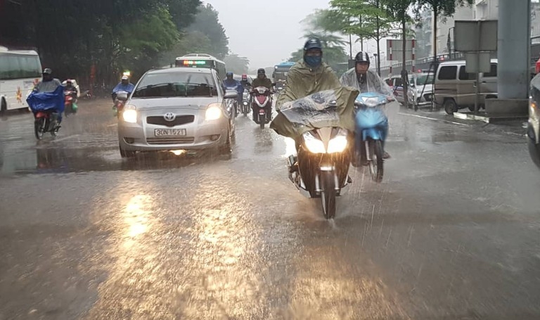 Thời tiết đêm 8 ngày 9/11: Ảnh hưởng bão, Đà Nẵng đến Bình Thuận mưa lớn Thời tiết đêm 8 ngày 9/11: Ảnh hưởng bão, Đà Nẵng đến Bình Thuận mưa lớn