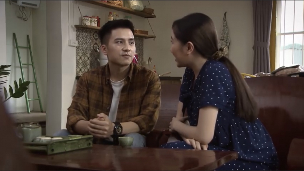 Lửa ấm - Tập 35 (tối 18/11): Thủy chết lặng khi nghe tin Minh có con riêng với Ngọc Lửa ấm - Tập 35 (tối 18/11): Thủy chết lặng khi nghe tin Minh có con riêng với Ngọc