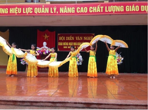 Những lời dẫn chương trình văn nghệ 20/11 hay nhất Những lời dẫn chương trình văn nghệ 20/11 hay nhất